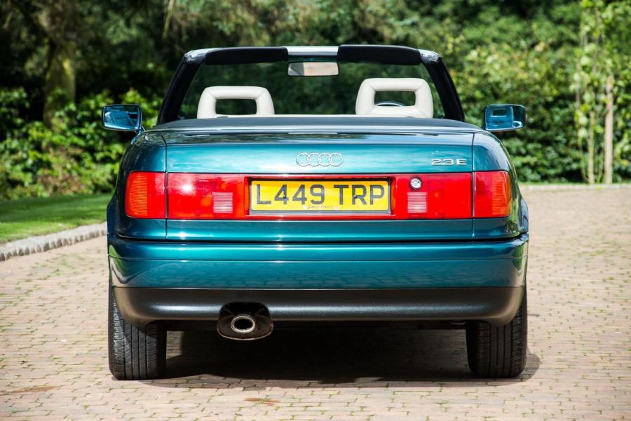  Audi Cabriolet 2.3E / 2.6E / 2.8 (8G7, B4) 1991 года  (UK) (фото 7 из 28)